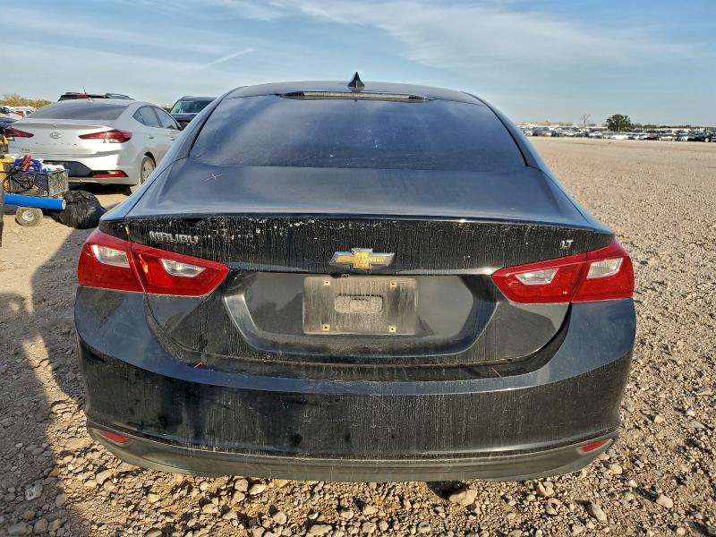 Photo 6 from auction – 2018 CHEVROLET MALIBU LT with VIN 1G1ZD5ST7JF237575