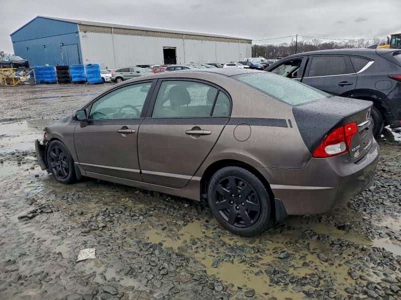 Photo 2 from auction – 2010 HONDA CIVIC LX with VIN 2HGFA1F58AH580368