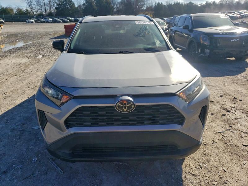 Photo 5 from auction – 2019 TOYOTA RAV4 LE with VIN 2T3H1RFV6KW050617
