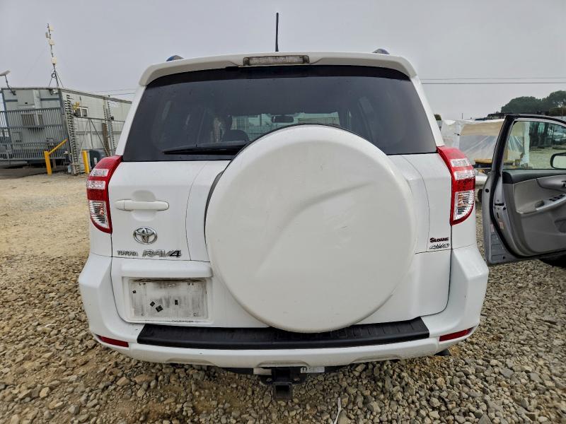 Photo 6 from auction – 2009 TOYOTA RAV4 with VIN JTMBF33V495014029