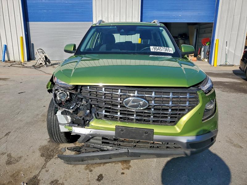 Photo 5 from auction – 2022 HYUNDAI VENUE SEL with VIN KMHRC8A33NU177983