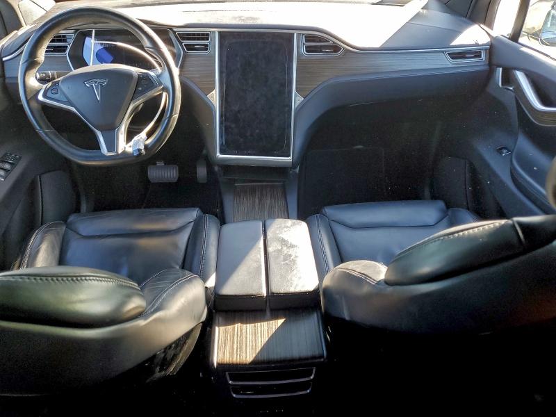 Photo 8 from auction – 2016 TESLA MODEL X with VIN 5YJXCBE24GF005449