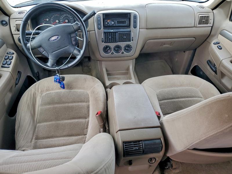 Photo 8 from auction – 2004 FORD EXPLORER with VIN 1FMDU73W54ZA10390