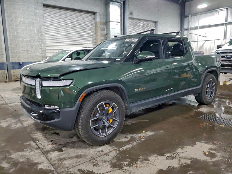 RIVIAN R1T ADVENT 2022 with VIN 7FCTGAAA5NN010761 - Photo from auction