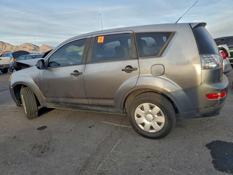 Photo 2 from auction – 2007 MITSUBISHI OUTLANDER with VIN JA4MS31X07U003163