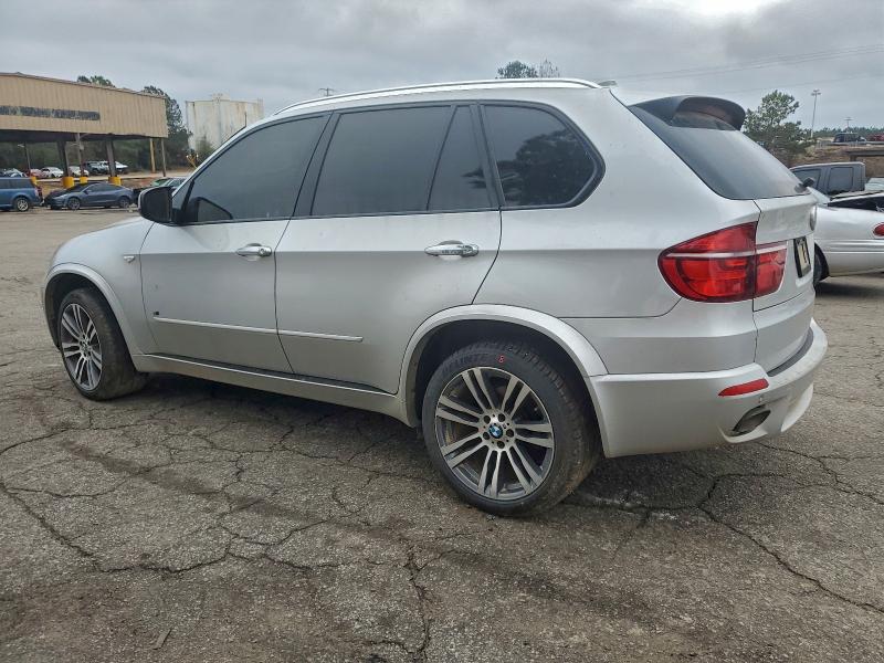 Photo 2 from auction – 2013 BMW X5 XDRIVE3 with VIN 5UXZV4C52D0E05923