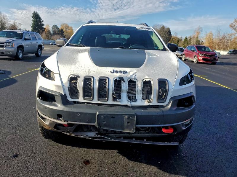 Photo 5 from auction – 2017 JEEP CHEROKEE T with VIN 1C4PJMBS7HD214327