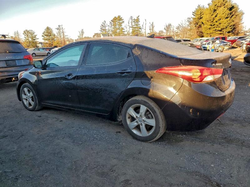 Photo 2 from auction – 2012 HYUNDAI ELANTRA GL with VIN 5NPDH4AEXCH088249