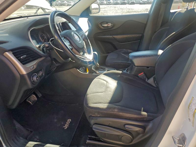 Photo 7 from auction – 2015 JEEP CHEROKEE with VIN 1C4PJLCB6FW616981