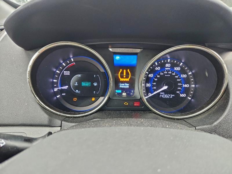 Photo 9 from auction – 2011 HYUNDAI SONATA HYB with VIN KMHEC4A46BA015763