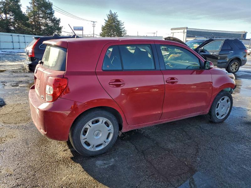 Photo 3 from auction – 2014 TOYOTA SCION XD with VIN JTKKUPB42E1046249