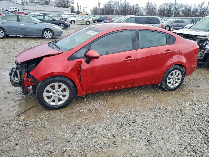 KIA RIO LX 2014 مع رقم تعريف المركبة KNADM4A37E6376038 - صورة من المزاد