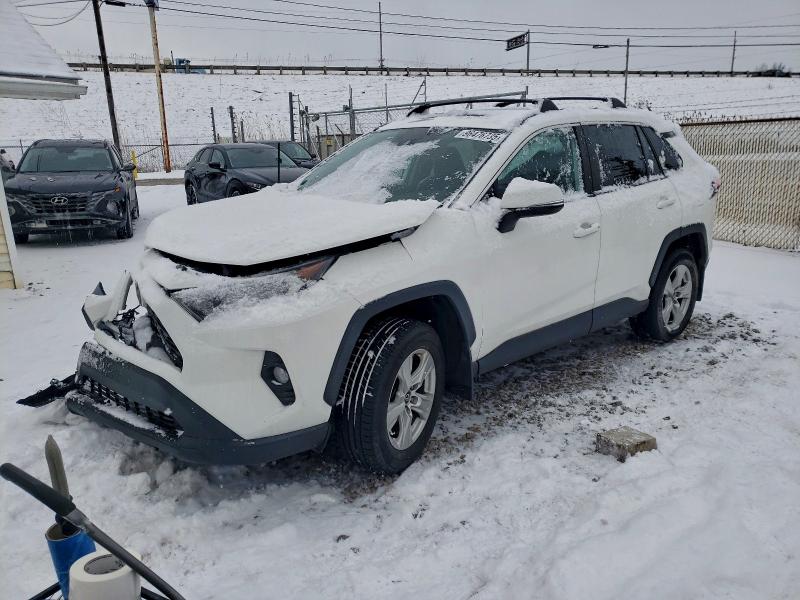 TOYOTA RAV4 XLE 2020 with VIN 2T3P1RFV0LC132504 - Photo from auction