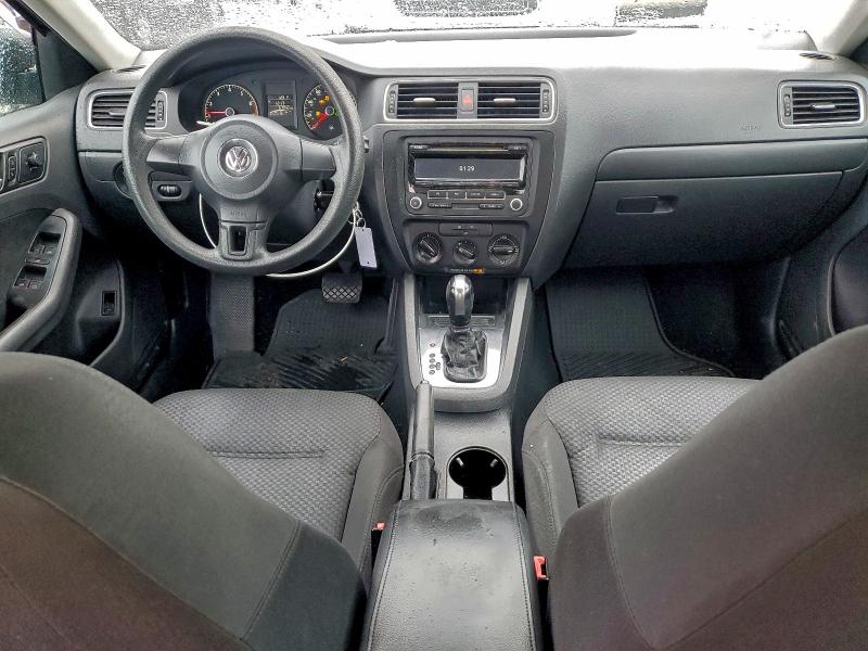 Photo 8 from auction – 2014 VOLKSWAGEN JETTA BASE with VIN 3VW2K7AJ2EM208501