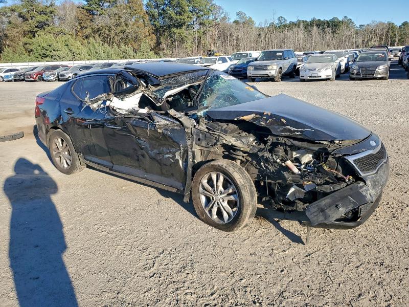 Foto 4 de la subasta – 2013 KIA OPTIMA EX con VIN 5XXGN4A72DG097113