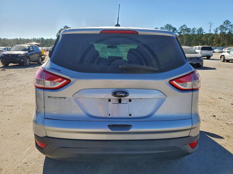Photo 6 from auction – 2013 FORD ESCAPE S with VIN 1FMCU0F70DUC99120