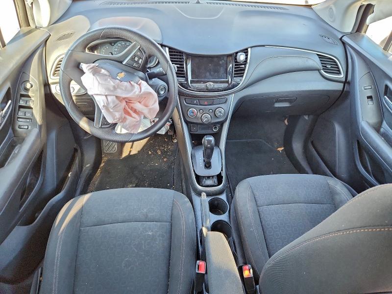 Photo 8 from auction – 2020 CHEVROLET TRAX LS with VIN KL7CJKSB1LB051209