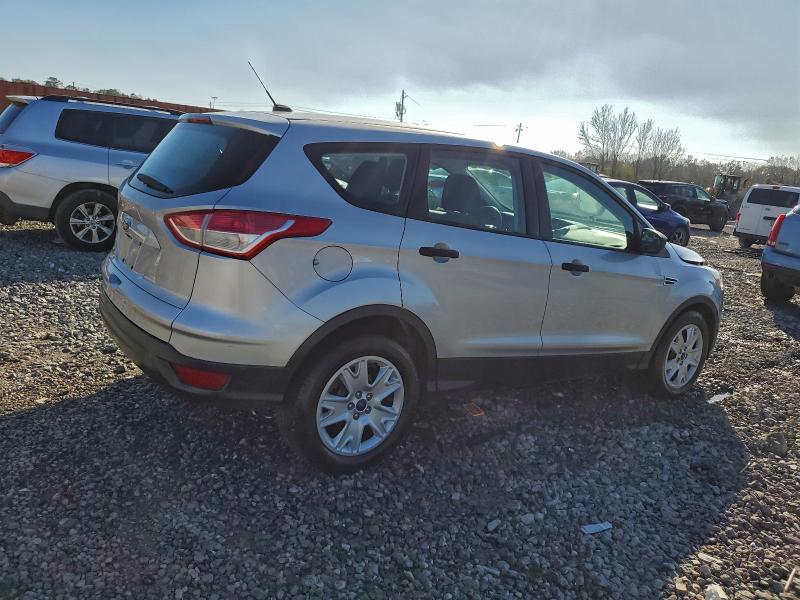 Photo 3 from auction – 2016 FORD ESCAPE S with VIN 1FMCU0F73GUB03370