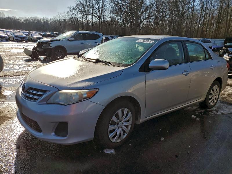TOYOTA COROLLA BA 2013 con VIN 2T1BU4EE5DC991779 - Foto de la subasta
