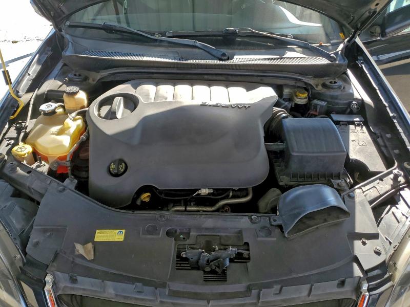 Photo 11 from auction – 2013 CHRYSLER 200 with VIN 1C3CCBCG0DN570540