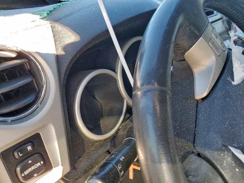 Photo 9 from auction – 2009 TOYOTA MATRIX with VIN 2T1LE40E59C007921