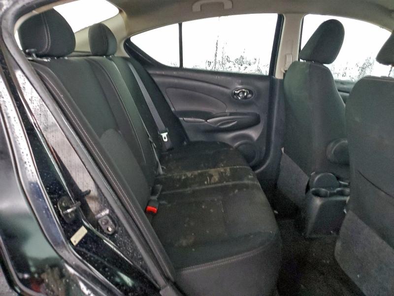 Photo 10 from auction – 2018 NISSAN VERSA S with VIN 3N1CN7AP0JL863181