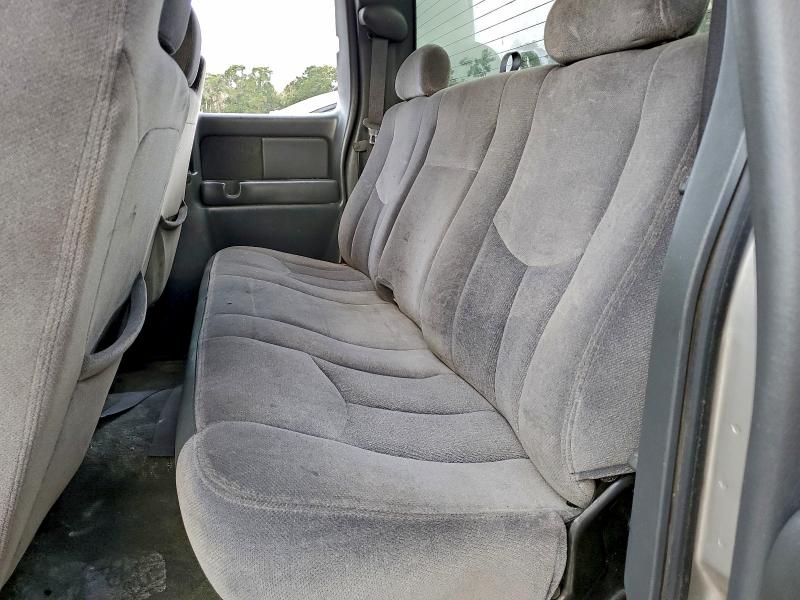 Photo 10 from auction – 2004 GMC NEW SIERRA with VIN 2GTEC19T041327038