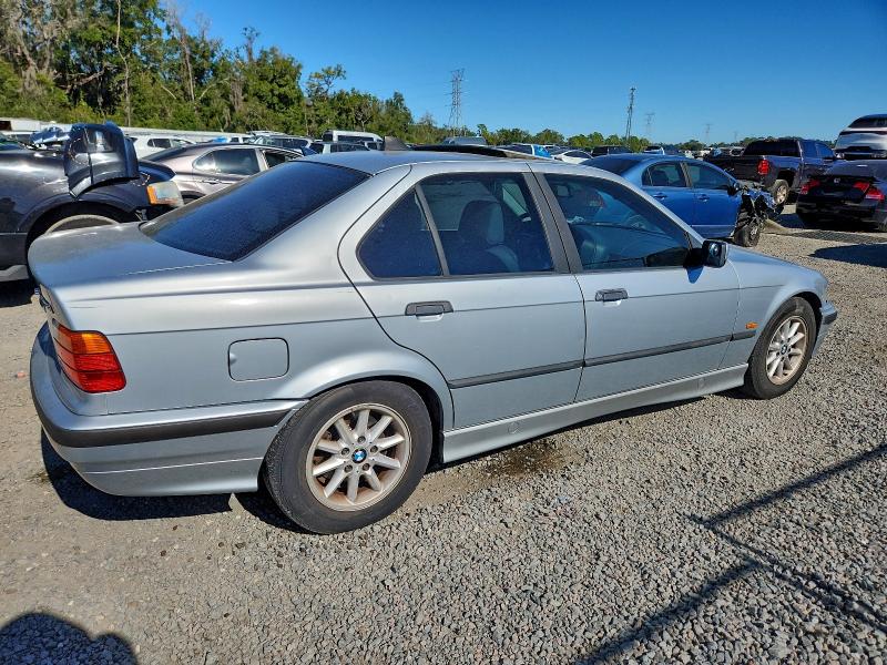 Photo 3 from auction – 1998 BMW 328 I AUTO with VIN WBACD4329WAV60928