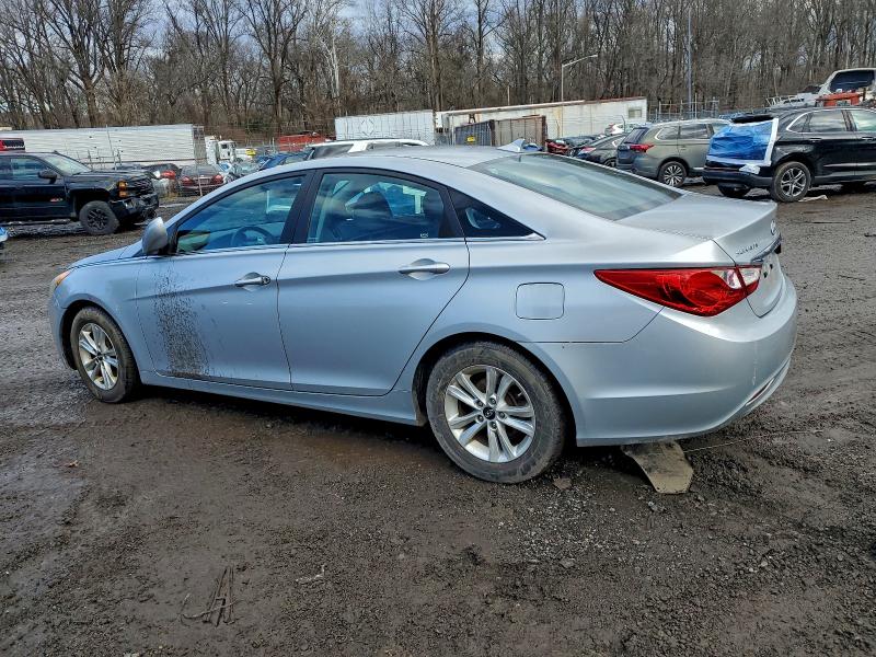 Photo 2 from auction – 2011 HYUNDAI SONATA GLS with VIN 5NPEB4AC9BH255557