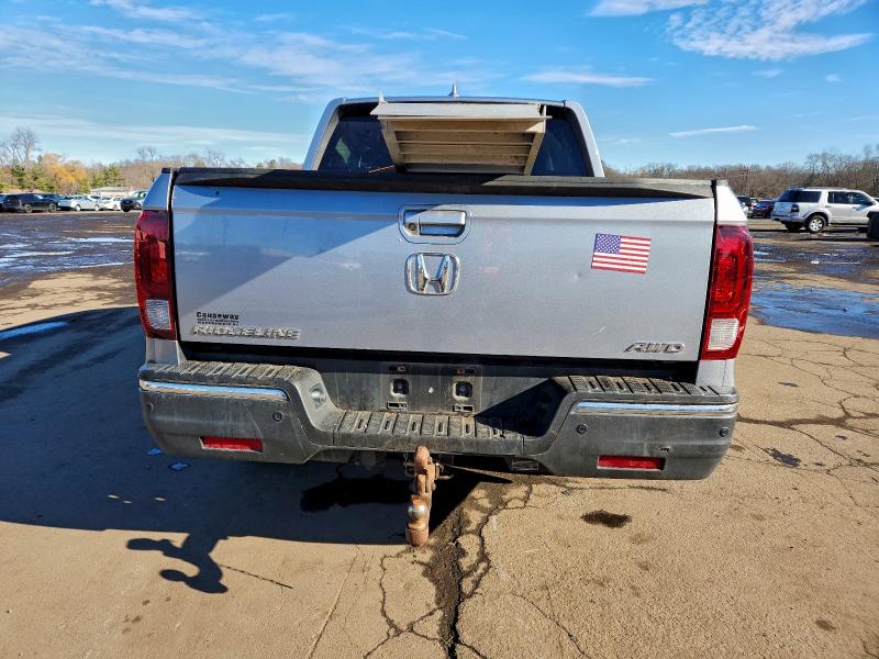Photo 6 from auction – 2017 HONDA RIDGELINE with VIN 5FPYK3F79HB030038
