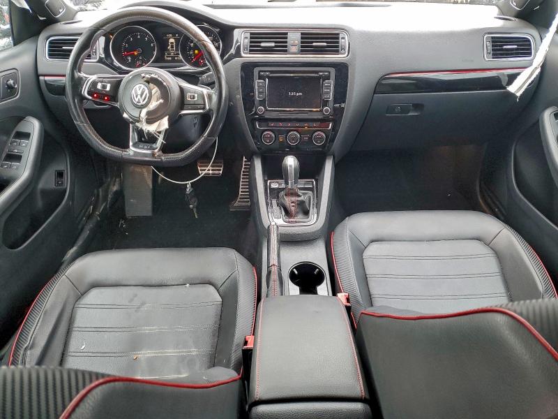 Photo 8 from auction – 2015 VOLKSWAGEN JETTA with VIN 3VW4T7AJ1FM267563