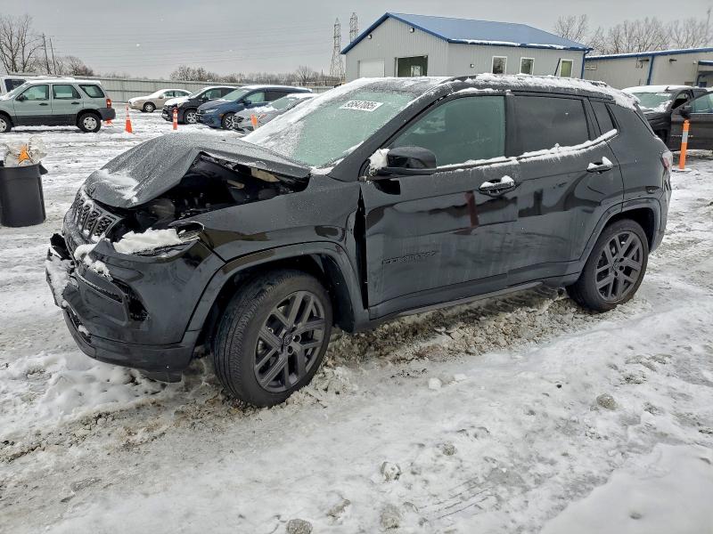 JEEP COMPASS LI 2025 مع رقم تعريف المركبة 3C4NJDCN0ST528208 - صورة من المزاد