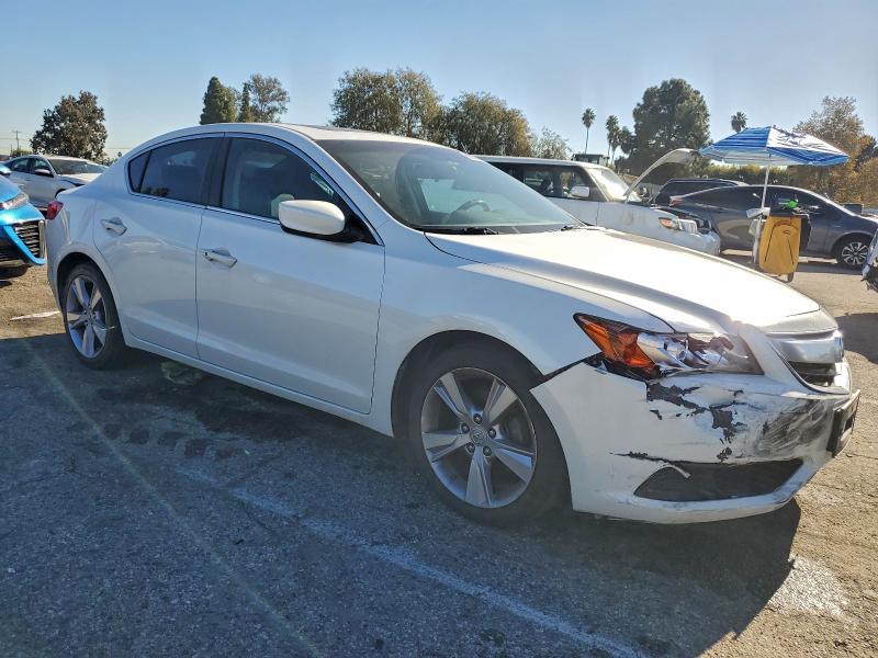 Photo 4 from auction – 2014 ACURA ILX 20 with VIN 19VDE1F32EE001037