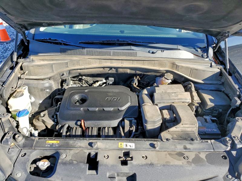 Photo 12 from auction – 2017 HYUNDAI SANTA FE S with VIN 5NMZU3LB0HH012896