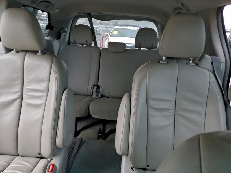 Photo 10 from auction – 2013 TOYOTA SIENNA XLE with VIN 5TDDK3DC1DS070787