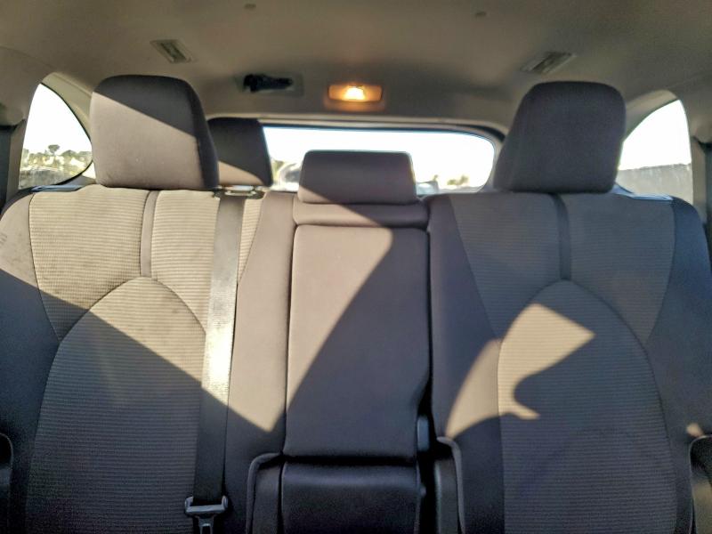 Photo 10 from auction – 2021 TOYOTA HIGHLANDER with VIN 5TDZZRAH0MS085687