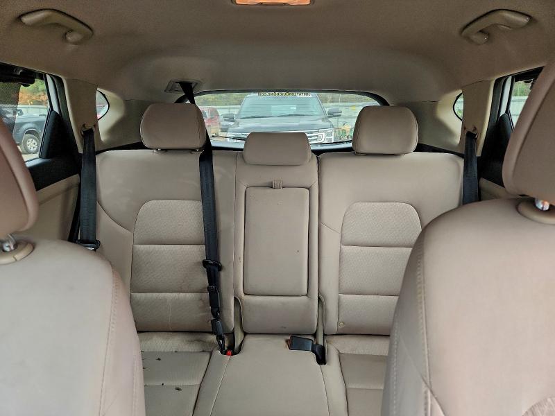 Photo 10 from auction – 2017 HYUNDAI TUCSON with VIN KM8J33A49HU469019