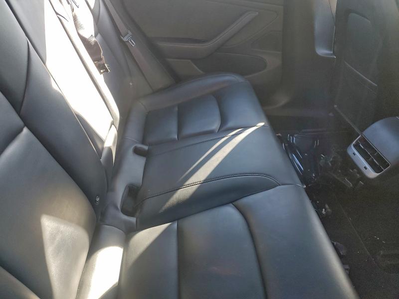 Photo 10 from auction – 2018 TESLA MODEL 3 with VIN 5YJ3E1EA5JF045363
