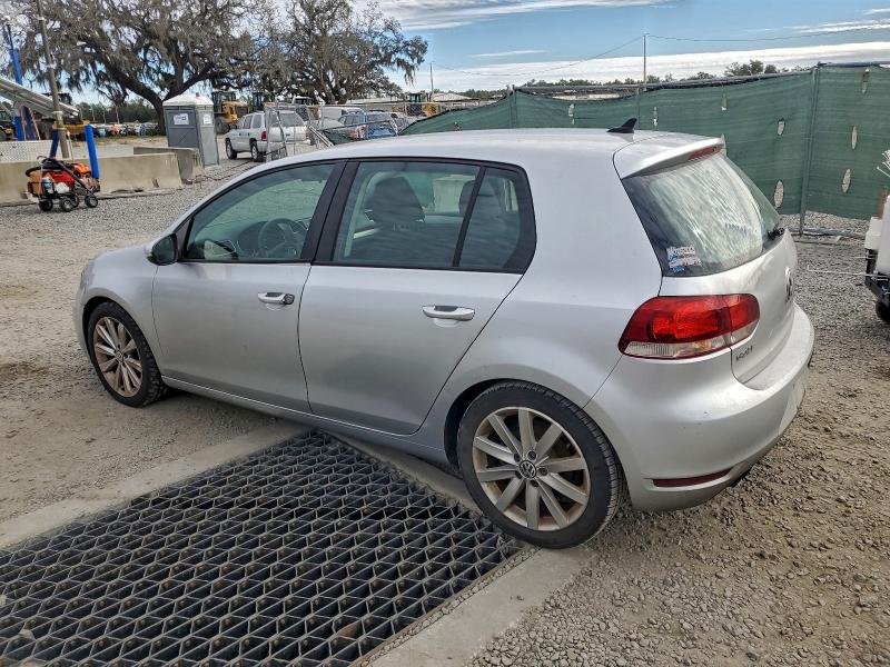 Photo 2 from auction – 2011 VOLKSWAGEN GOLF with VIN WVWDM7AJ2BW155123