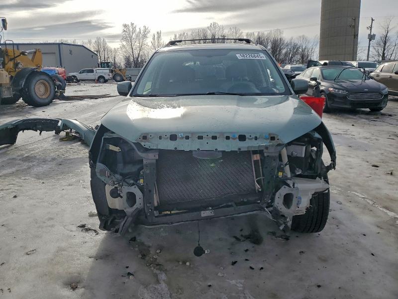Photo 5 from auction – 2018 SUBARU FORESTER 2 with VIN JF2SJAEC8JH501625