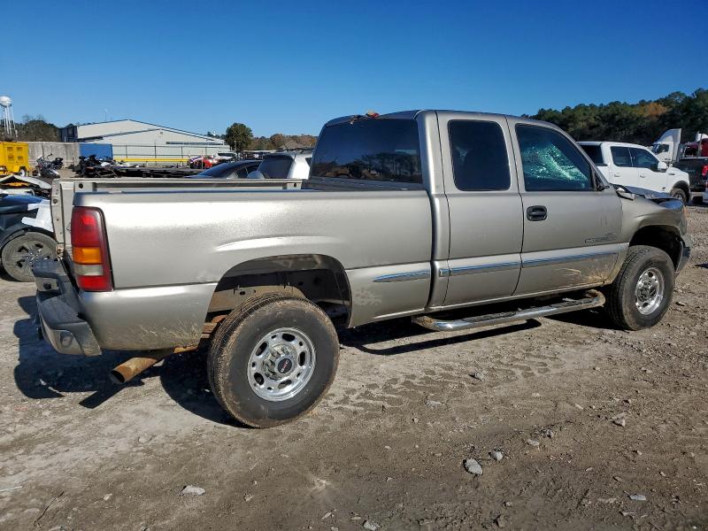 Photo 3 from auction – 2002 GMC SIERRA C25 with VIN 1GTHC29122E168276