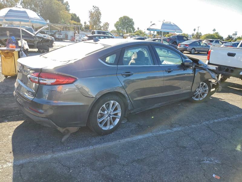 Photo 3 from auction – 2019 FORD FUSION SE with VIN 3FA6P0LU2KR174214