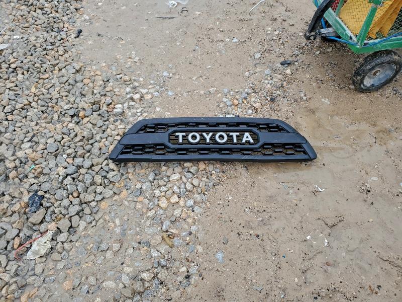 Foto 13 de la subasta – 2007 TOYOTA 4RUNNER SR con VIN JTEBU14R670114909