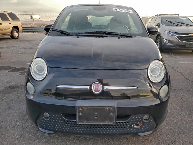 Photo 5 from auction – 2015 FIAT 500 ELECTR with VIN 3C3CFFGE2FT522872