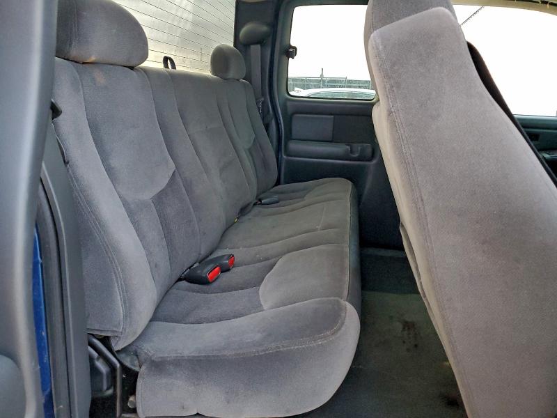 Photo 10 from auction – 2004 GMC NEW SIERRA with VIN 2GTEK19T841262409