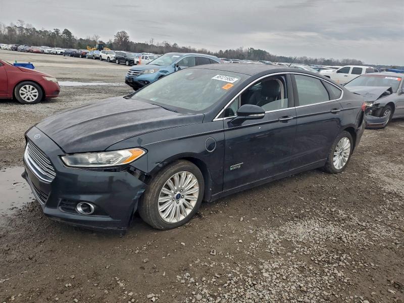FORD FUSION TIT 2014 with VIN 3FA6P0SU0ER114776 - Photo from auction