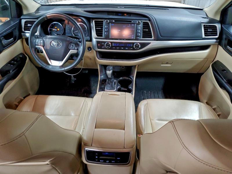 Photo 8 from auction – 2016 TOYOTA HIGHLANDER with VIN 5TDKKRFH2GS161087
