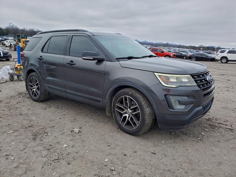 Photo 4 from auction – 2016 FORD EXPLORER S with VIN 1FM5K8GT3GGB59350