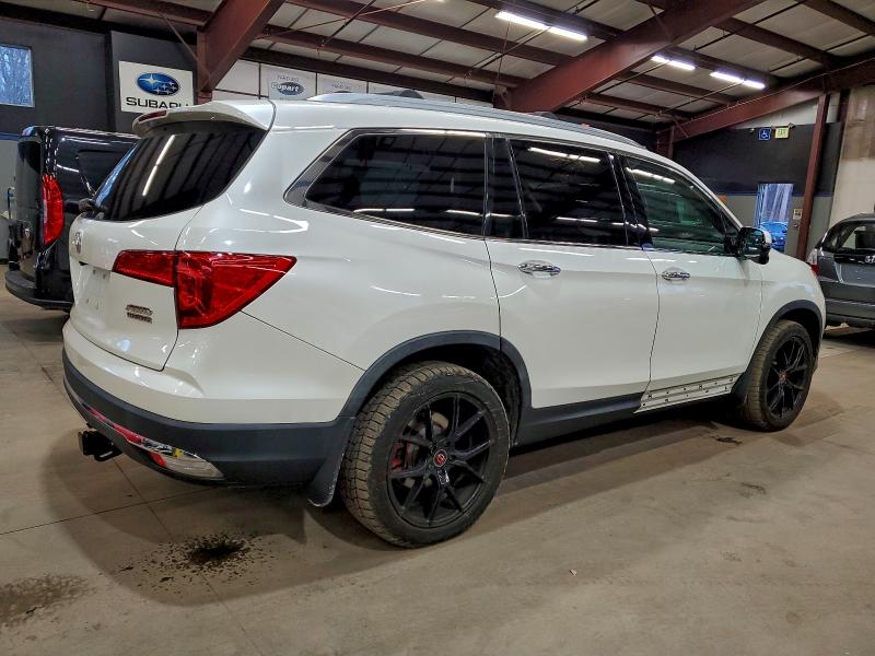 Photo 3 from auction – 2016 HONDA PILOT TOUR with VIN 5FNYF6H92GB110826
