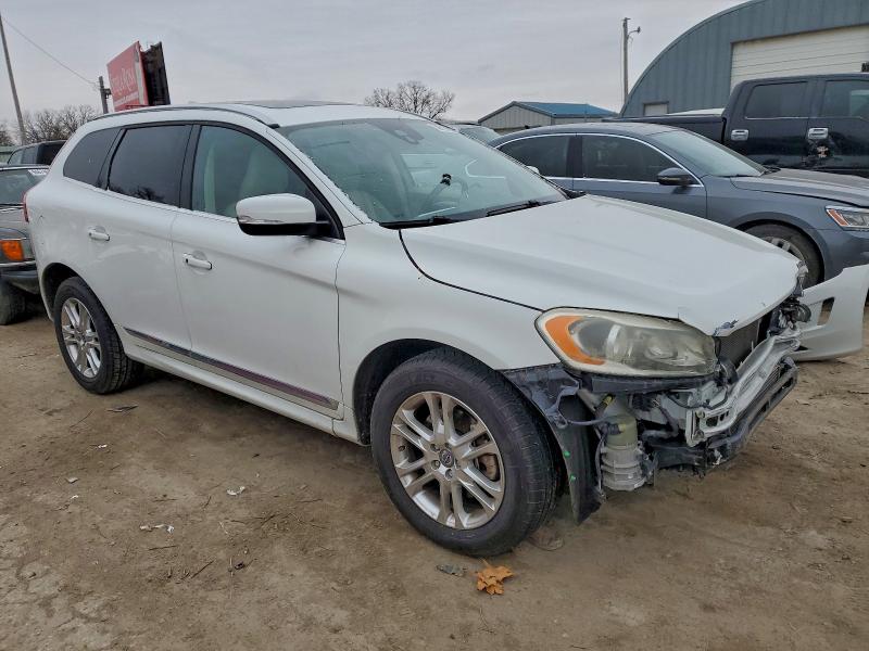 صورة رقم 4 من المزاد - 2015 VOLVO XC60 T5 PL مع VIN YV440MDD1F2604172